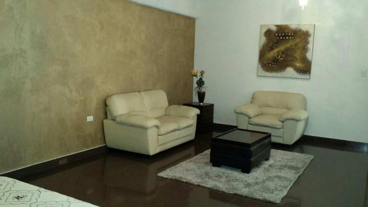 Premier Hotel Suites Ciudad Obregón Eksteriør bilde