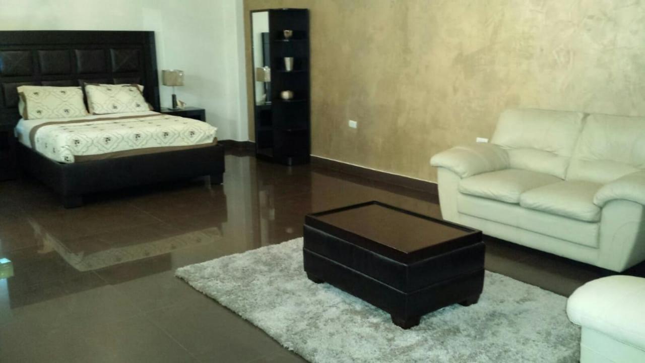 Premier Hotel Suites Ciudad Obregón Eksteriør bilde
