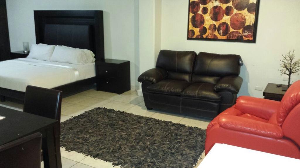 Premier Hotel Suites Ciudad Obregón Eksteriør bilde